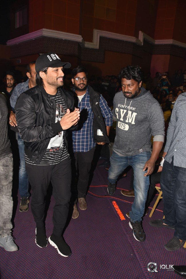 Padi-Padi-Leche-Manasu-Movie-Pre-Release-Event